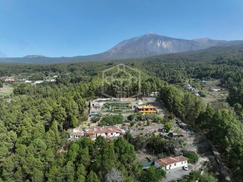 Villa in Icod de los Vinos, Tenerife, Spain 4 bedrooms, 276 sq.m. No. 147622