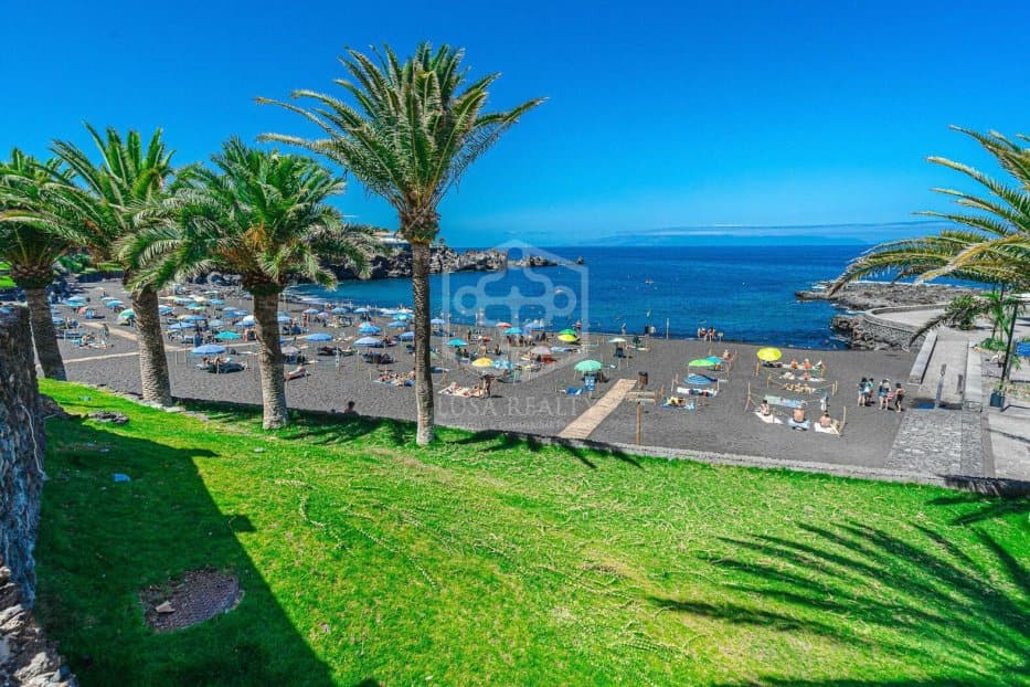 Propiedad comercial en Santiago del Teide, Tenerife, España 12 dormitorios, 492 m2 No. 147621