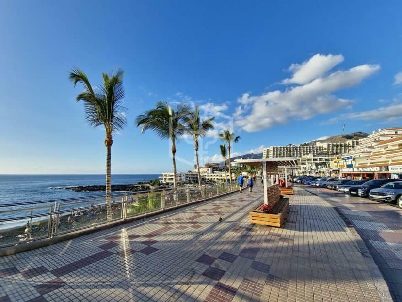 Propiedad comercial en Santiago del Teide, Tenerife, España 12 dormitorios, 492 m2 No. 147621