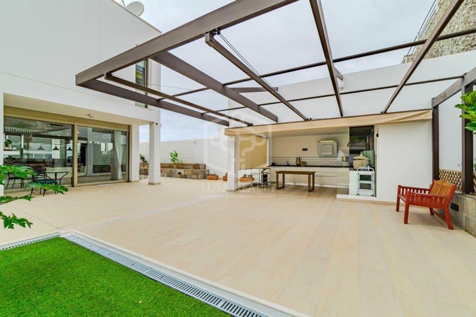 Villa Adeje, Tenerife, Spānijā 5 istabas, 450 m2 Nr. 147620