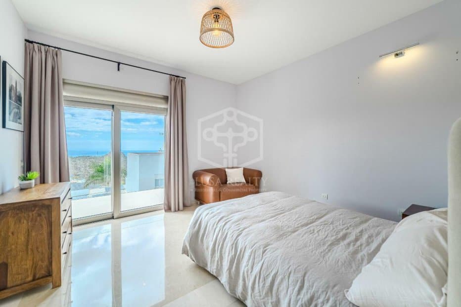 Villa Adeje, Tenerife, Spānijā 5 istabas, 450 m2 Nr. 147620
