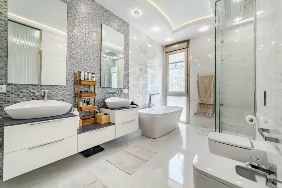 Villa Adeje, Tenerife, Spānijā 5 istabas, 450 m2 Nr. 147620