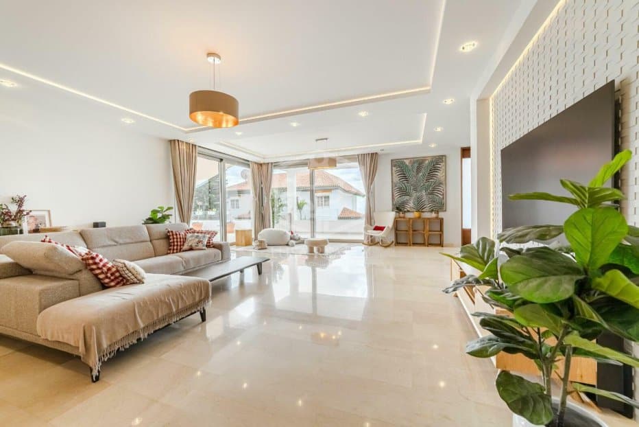 Villa Adeje, Tenerife, Spānijā 5 istabas, 450 m2 Nr. 147620