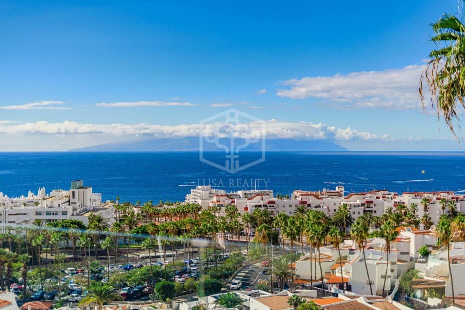 Huvila Adeje, Tenerife, Espanja 4 makuuhuonetta, 435 m2 No. 147619