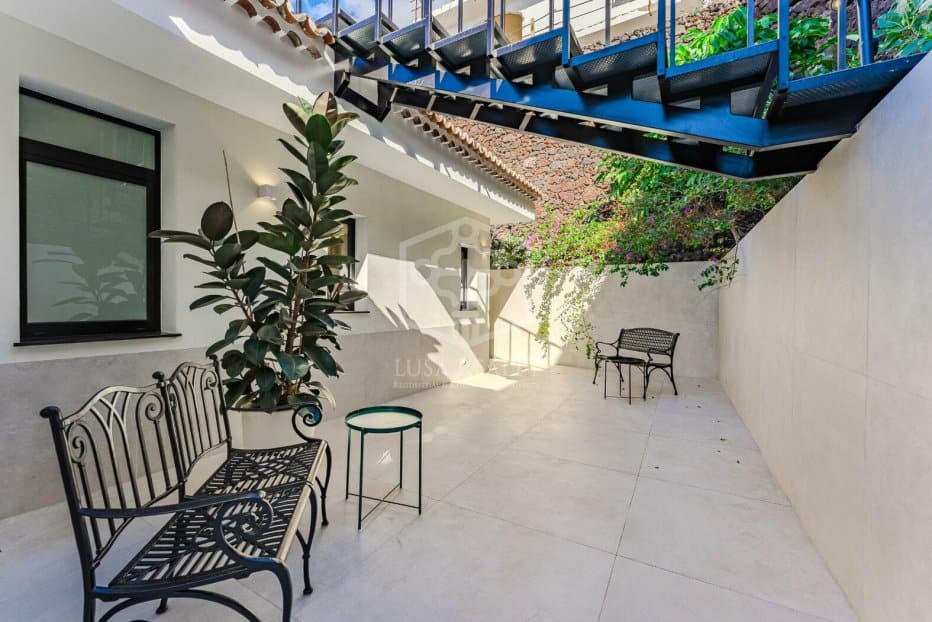 Huvila Adeje, Tenerife, Espanja 4 makuuhuonetta, 435 m2 No. 147619