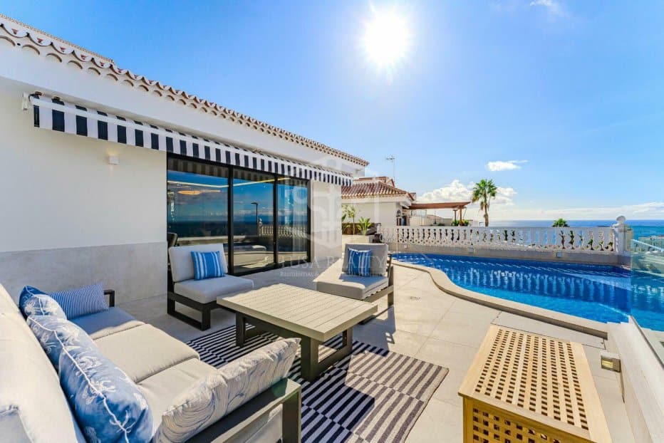 Huvila Adeje, Tenerife, Espanja 4 makuuhuonetta, 435 m2 No. 147619