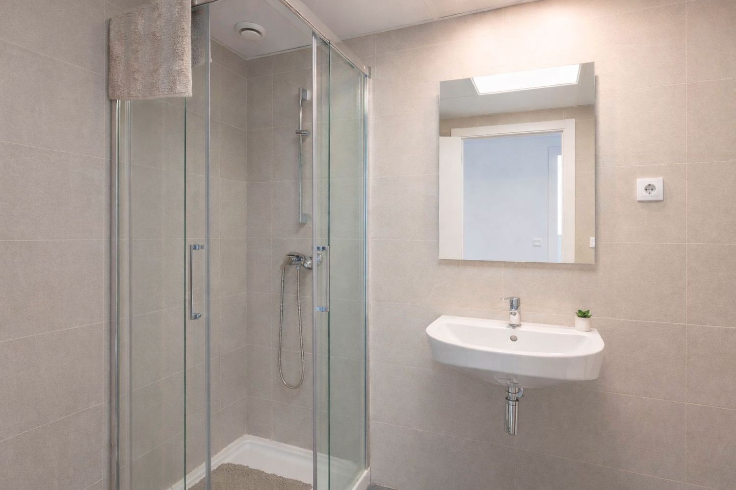 Huoneisto El Campello, Alicante, Espanja 3 makuuhuonetta, 148 m2 No. 194831