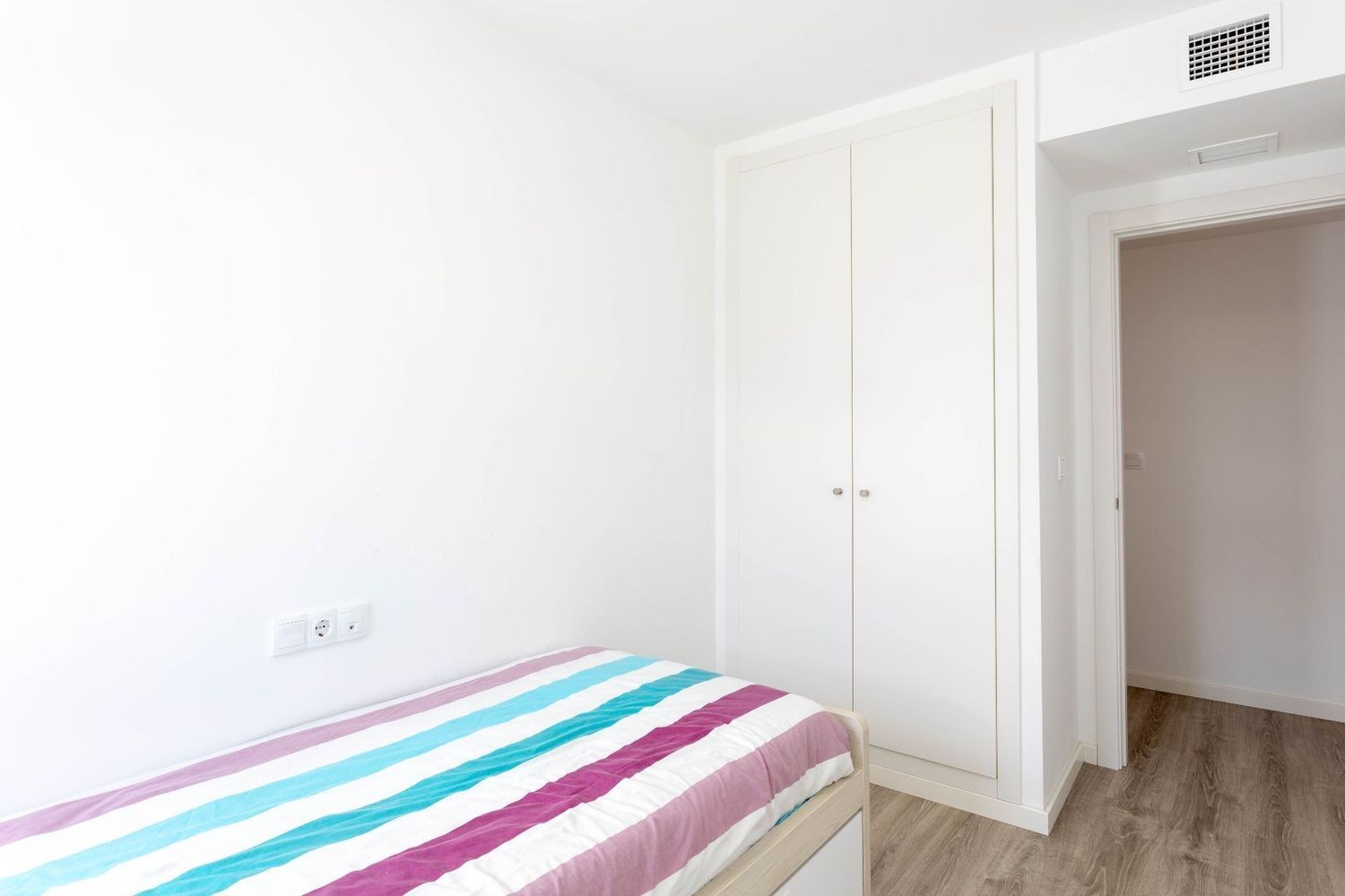Huoneisto El Campello, Alicante, Espanja 3 makuuhuonetta, 148 m2 No. 194831