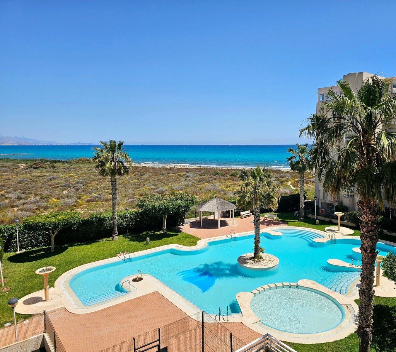 Apartamento en El Campello, Alicante, España 3 dormitorios, 97 m2 No. 194832
