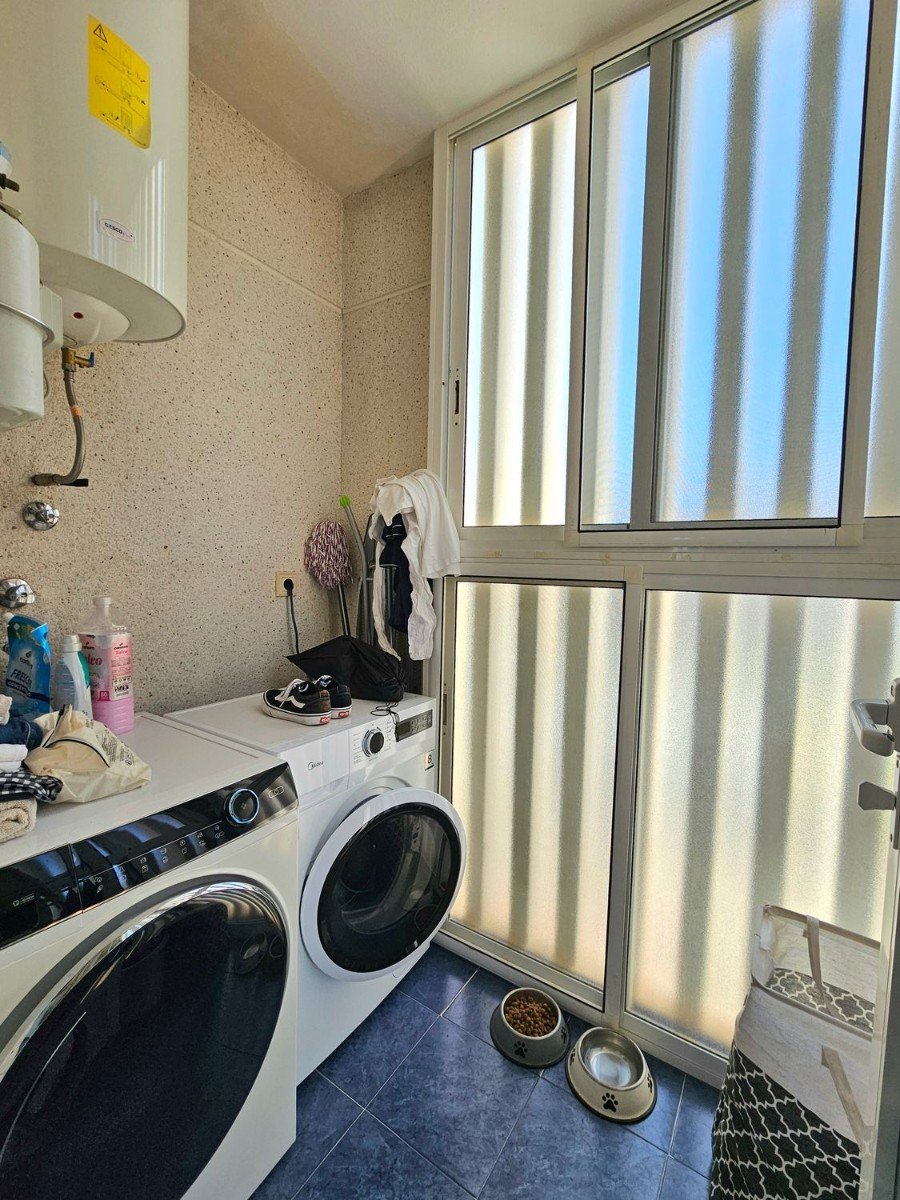 Apartamento en El Campello, Alicante, España 3 dormitorios, 97 m2 No. 194832