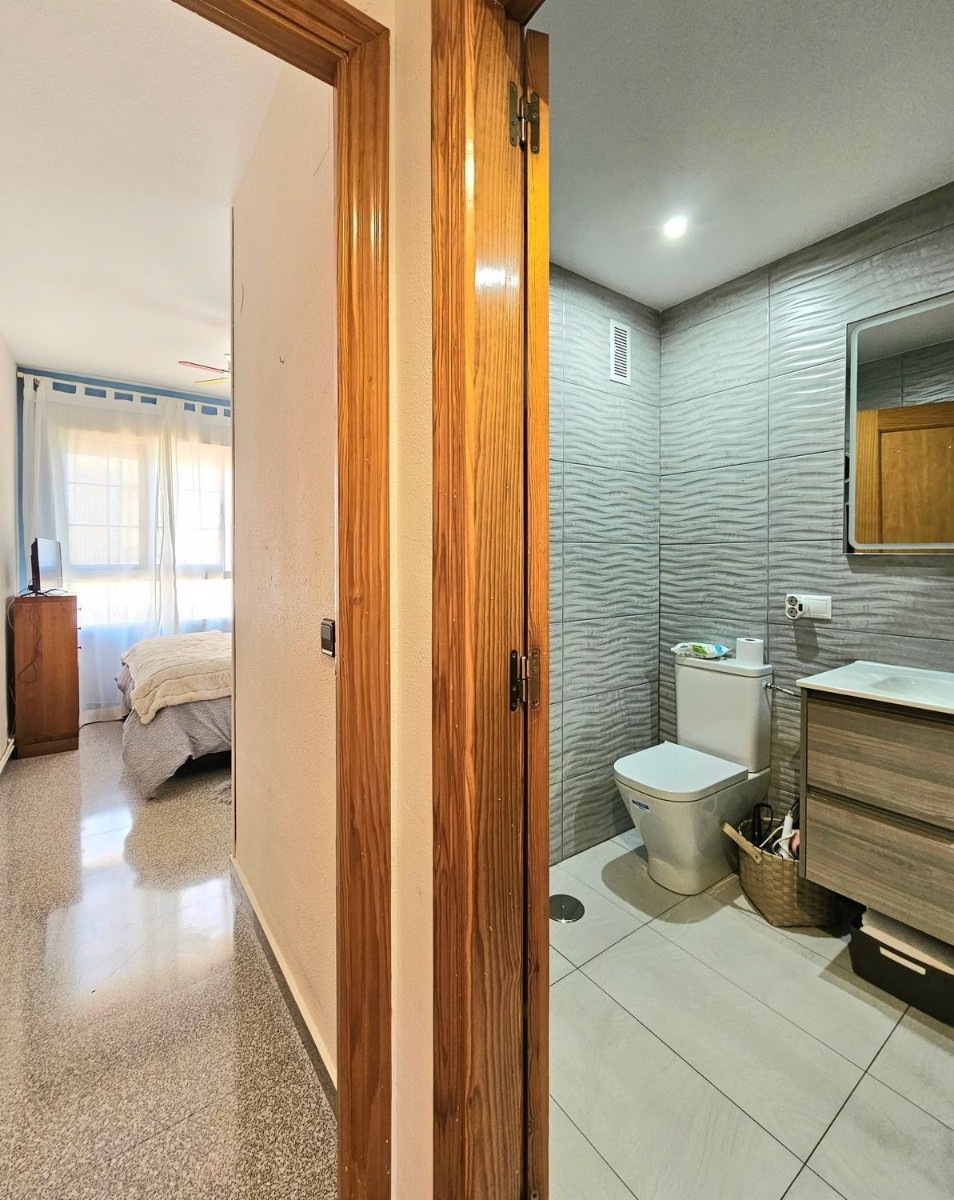 Apartamento en El Campello, Alicante, España 3 dormitorios, 97 m2 No. 194832