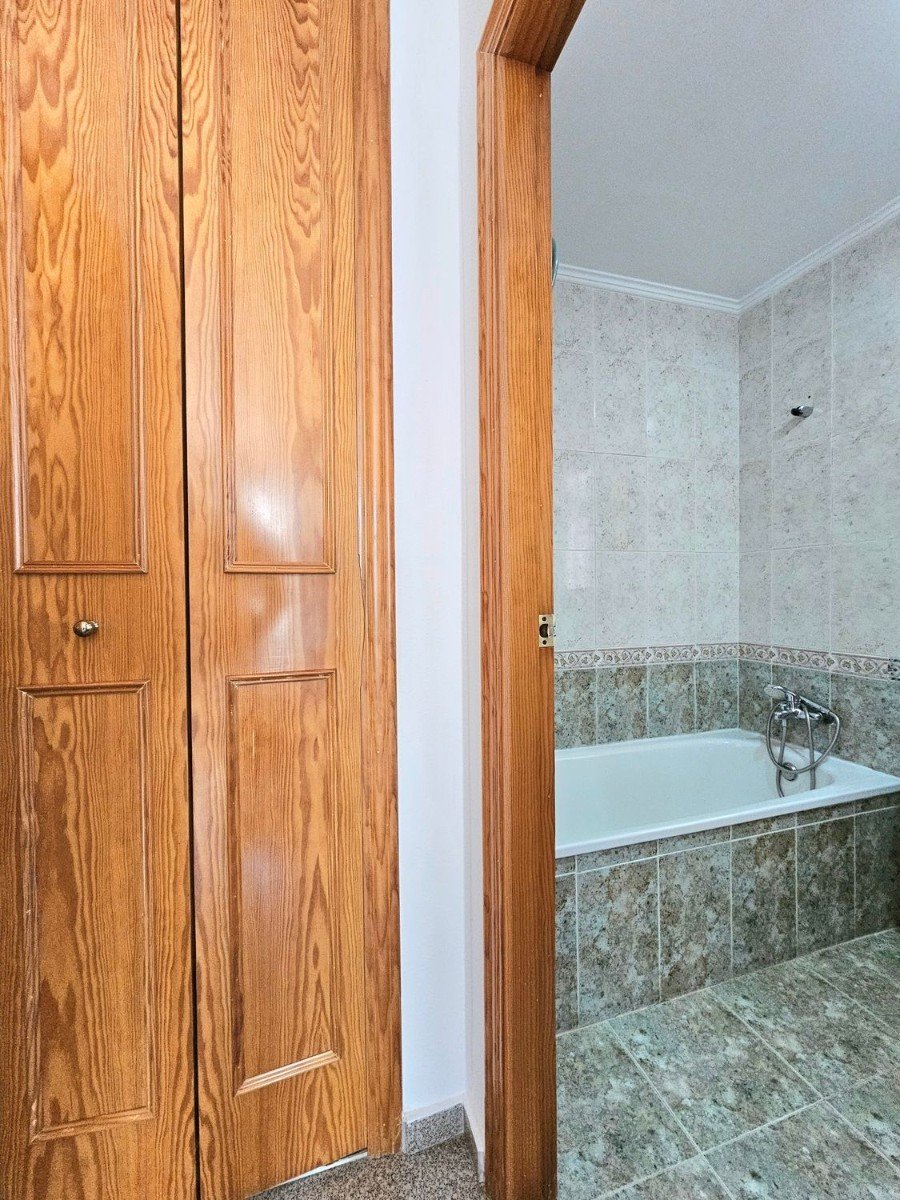 Apartamento en El Campello, Alicante, España 3 dormitorios, 97 m2 No. 194832