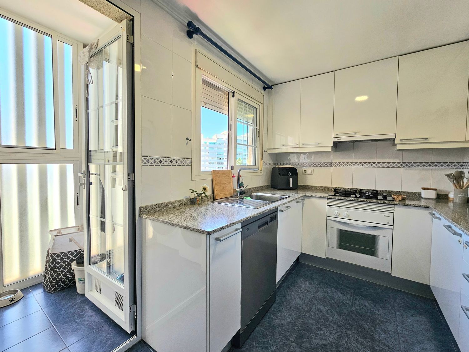 Apartamento en El Campello, Alicante, España 3 dormitorios, 97 m2 No. 194832