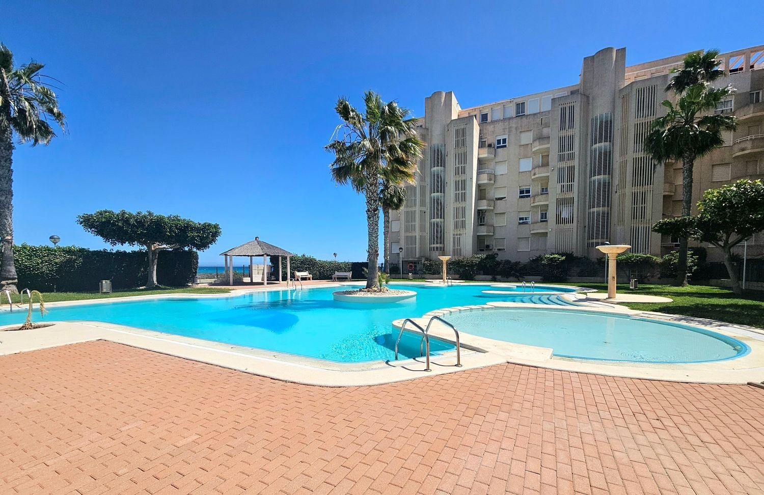 Apartamento en El Campello, Alicante, España 3 dormitorios, 97 m2 No. 194832