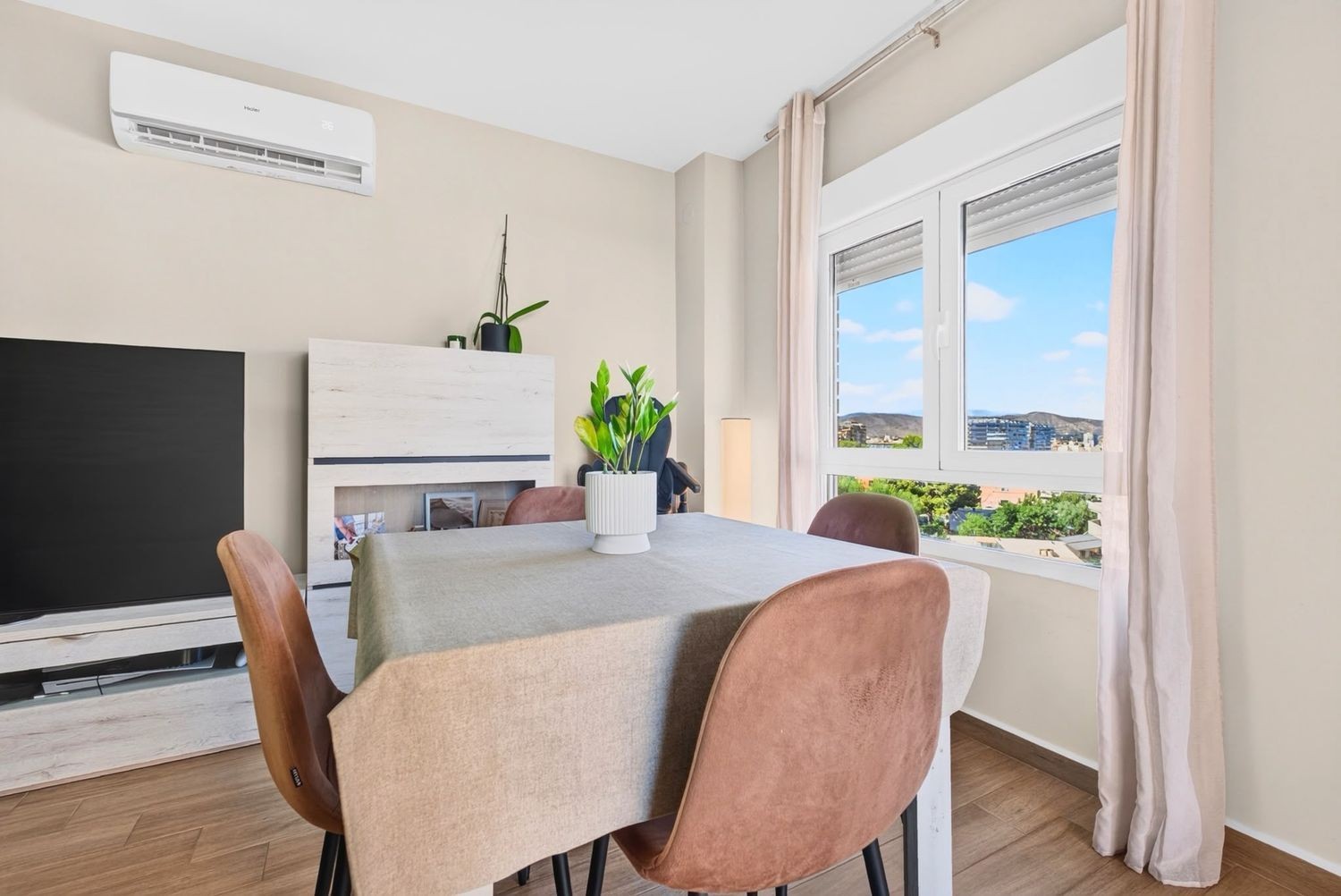 Huoneisto El Campello, Alicante, Espanja 3 makuuhuonetta, 106 m2 No. 194833