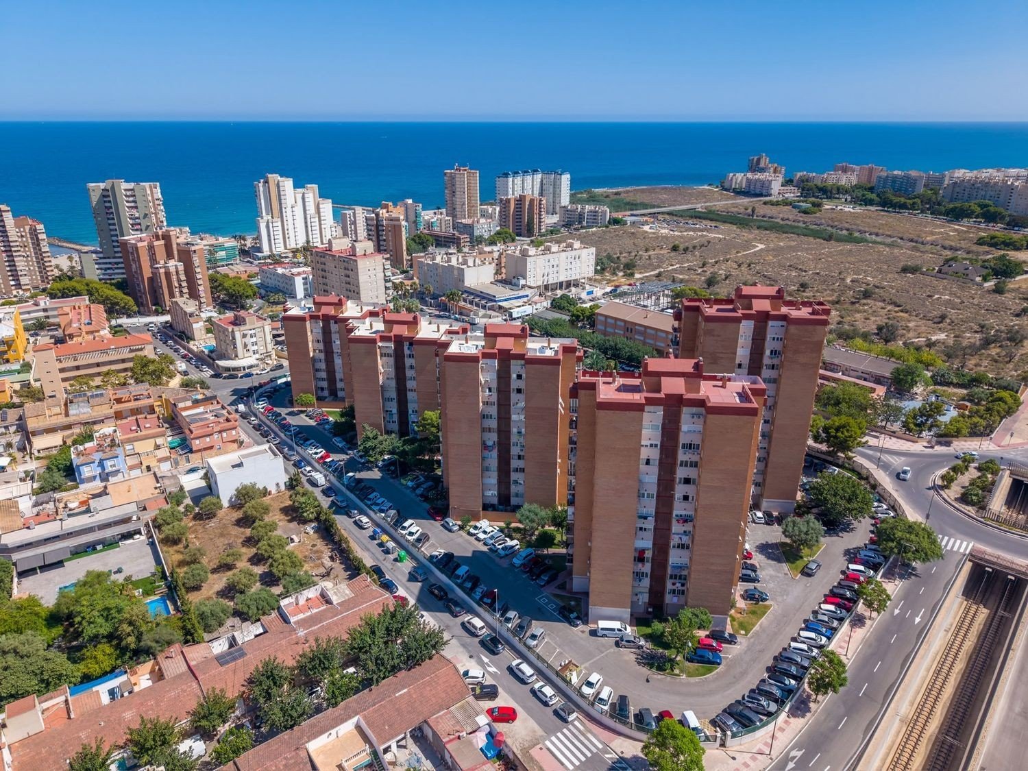 Huoneisto El Campello, Alicante, Espanja 3 makuuhuonetta, 106 m2 No. 194833