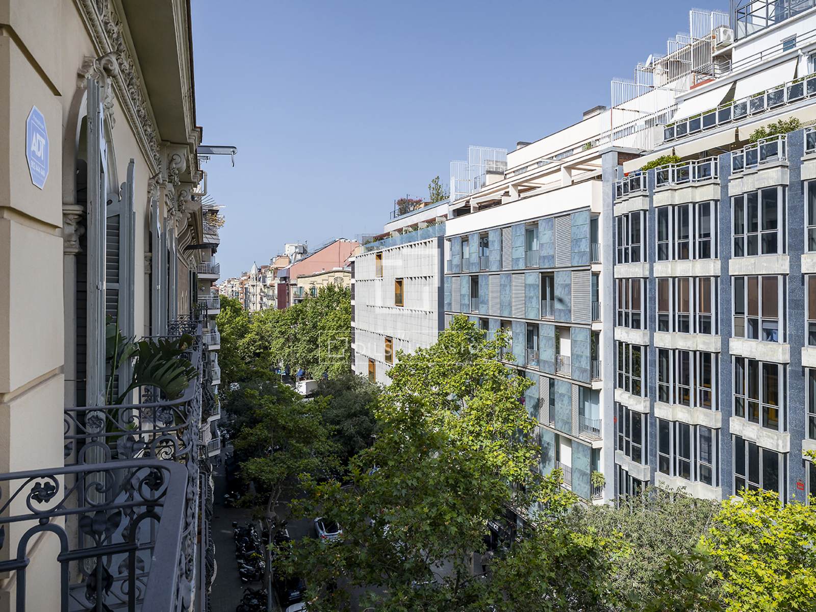 Apartment à Barcelona, Espagne 4 chambres, 200 m2 No. 192846