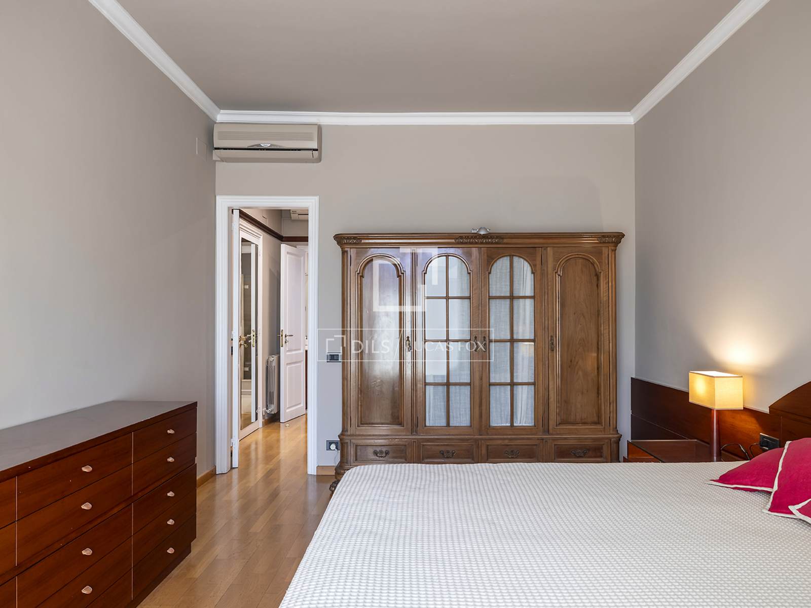 Apartment à Barcelona, Espagne 4 chambres, 200 m2 No. 192846