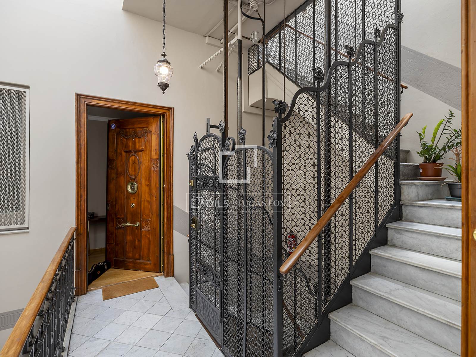 Apartment à Barcelona, Espagne 4 chambres, 200 m2 No. 192846