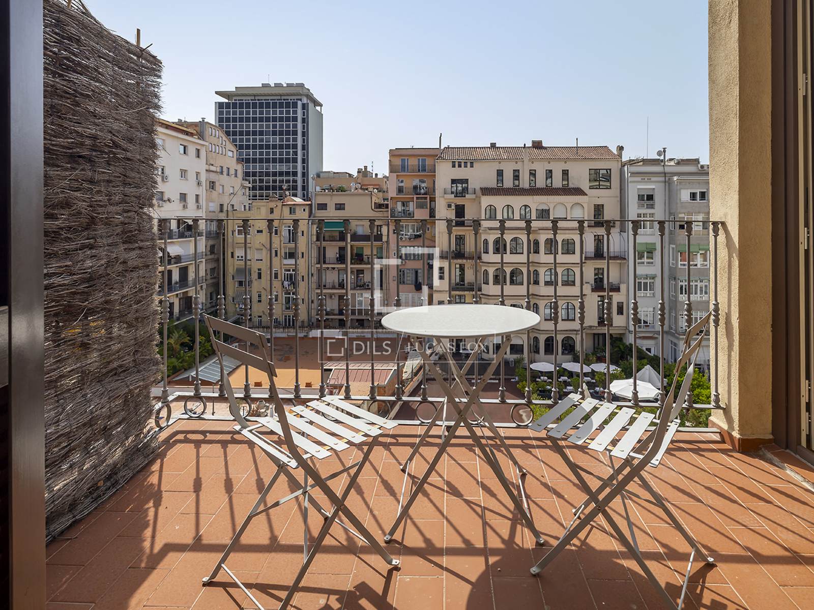 Apartment à Barcelona, Espagne 4 chambres, 200 m2 No. 192846