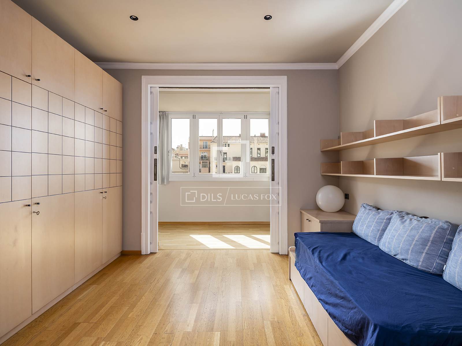 Apartment à Barcelona, Espagne 4 chambres, 200 m2 No. 192846