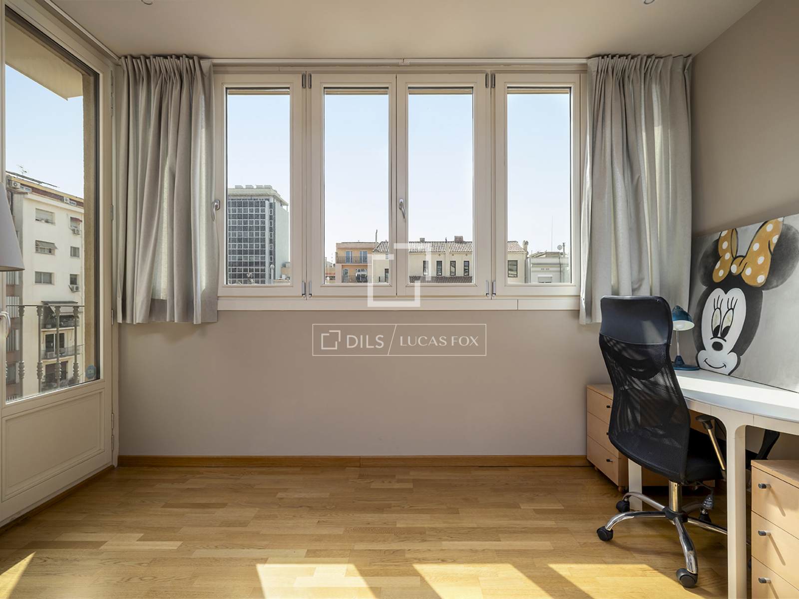 Apartment à Barcelona, Espagne 4 chambres, 200 m2 No. 192846