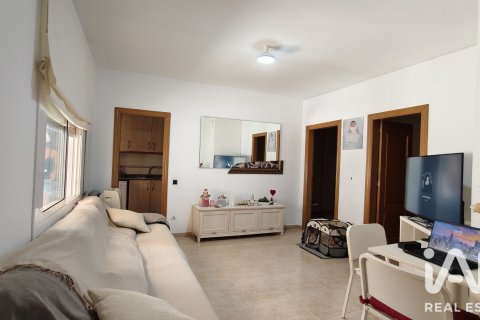 Apartment in Mataro, Barcelona, Spain 3 bedrooms, 78 sq.m. No. 187761