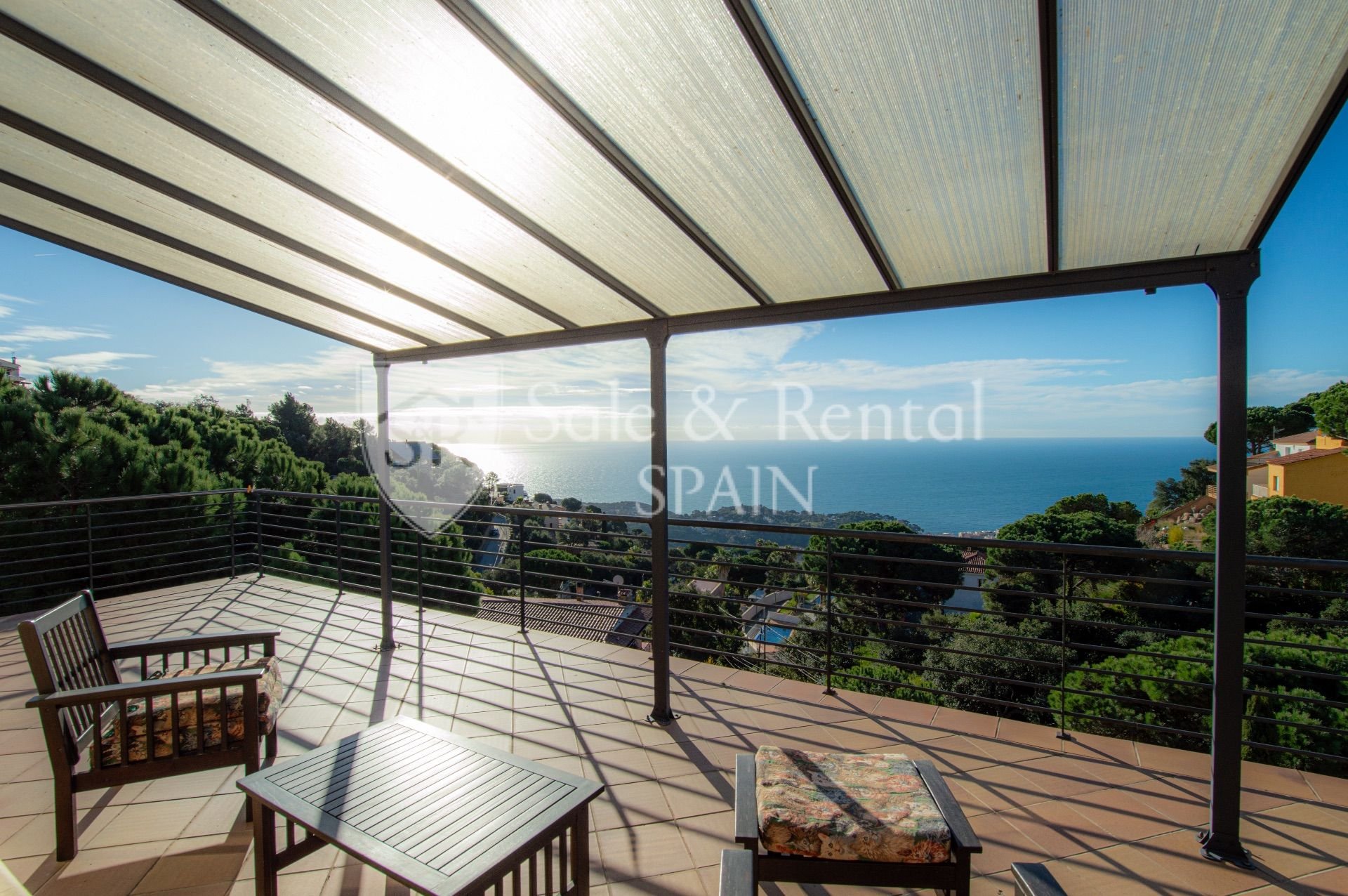 House in Lloret de Mar, Girona, Spanien 6 Schlafzimmer, 500 m2 Nr. 166404