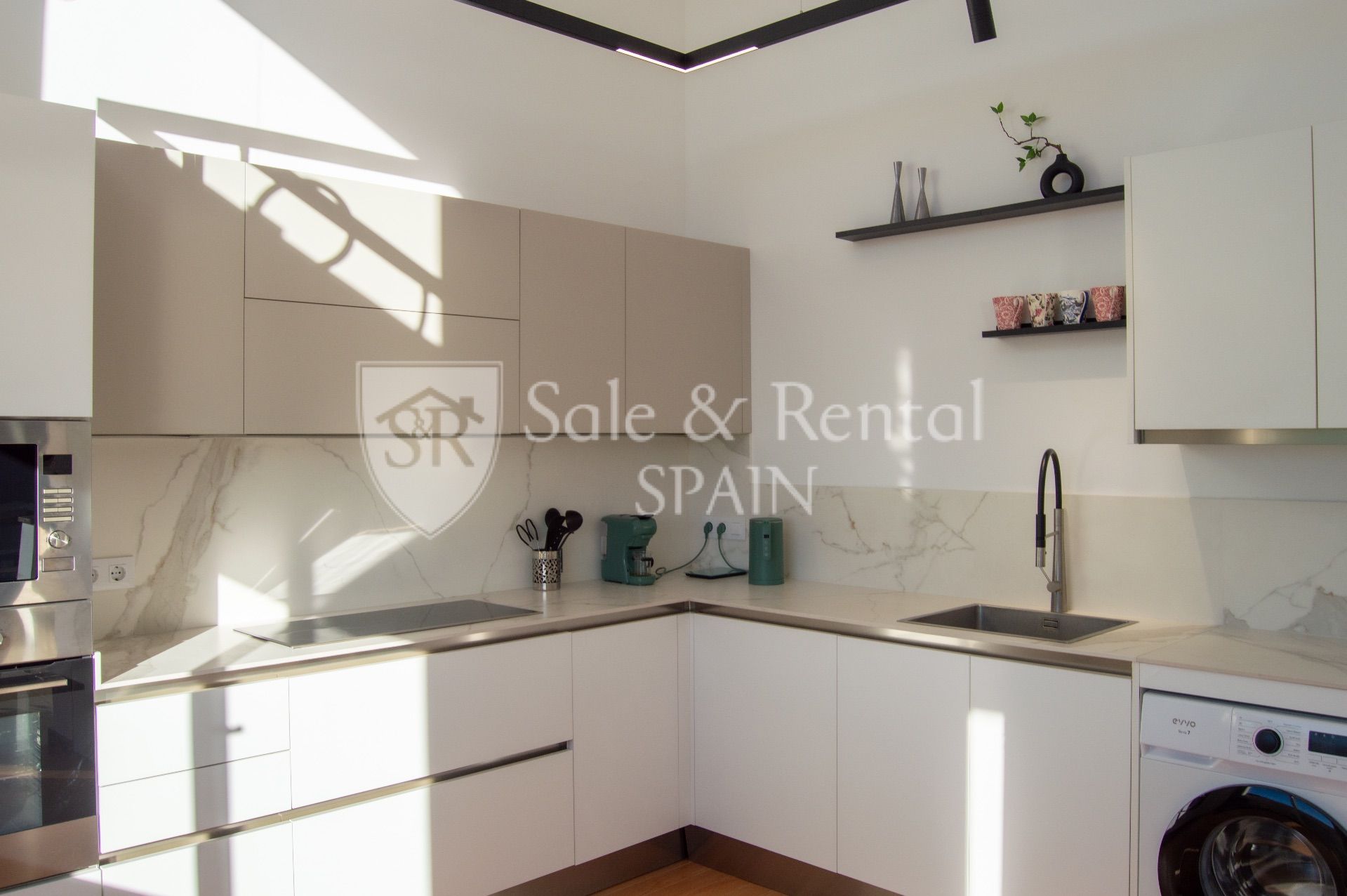 House in Lloret de Mar, Girona, Spanien 6 Schlafzimmer, 500 m2 Nr. 166404