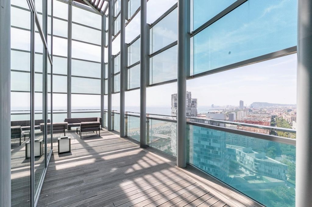 Apartment in Barcelona, Spain 4 bedrooms, 160 sq.m. No. 141007