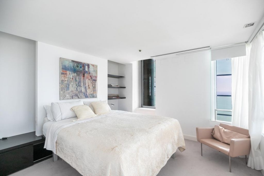 Apartment in Barcelona, Spain 4 bedrooms, 160 sq.m. No. 141007
