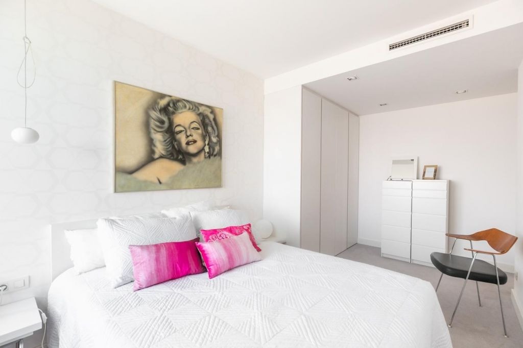Apartment in Barcelona, Spain 4 bedrooms, 160 sq.m. No. 141007