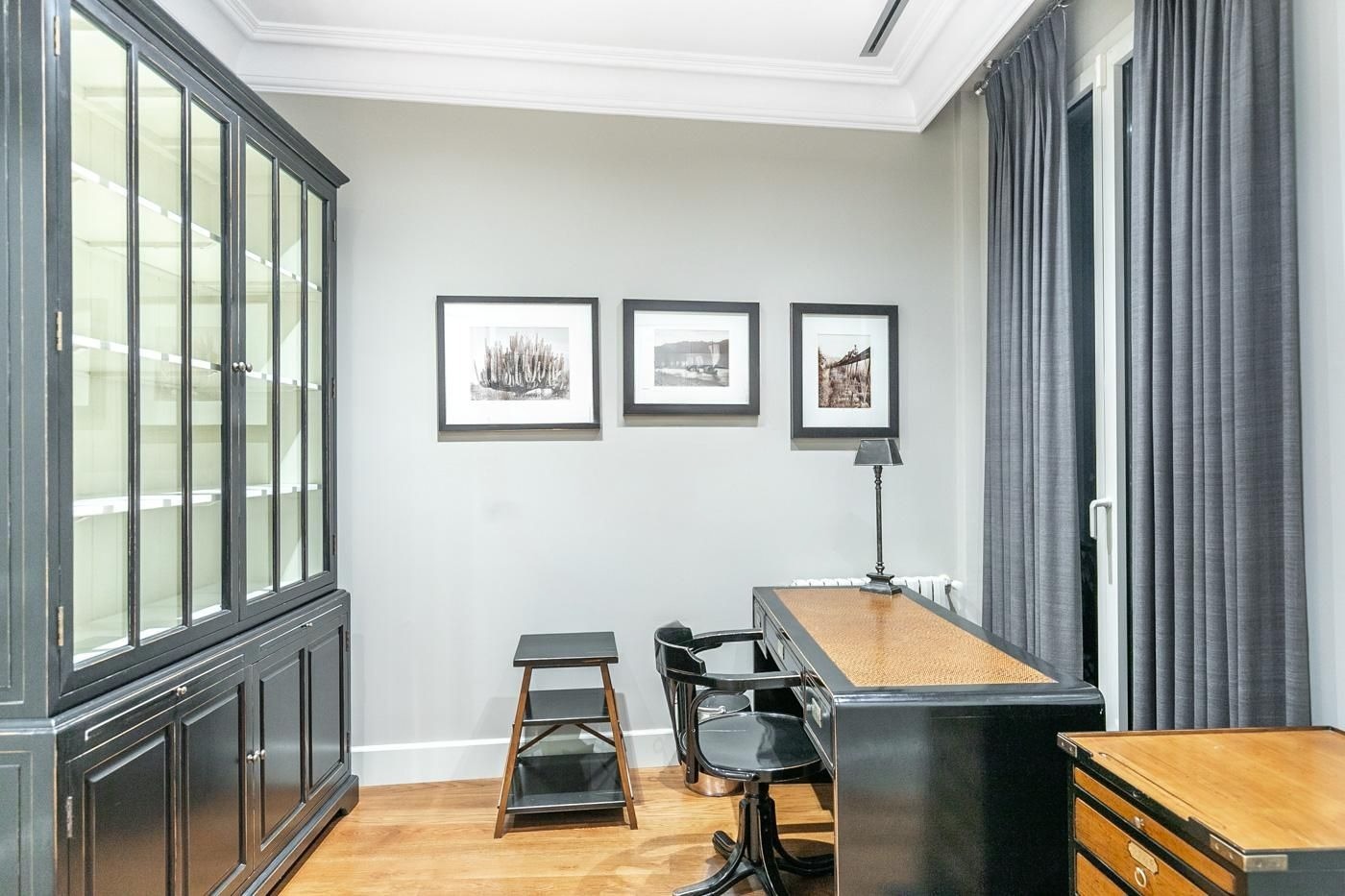 Huoneisto Barcelona, Espanja 4 makuuhuonetta, 220 m2 No. 141006