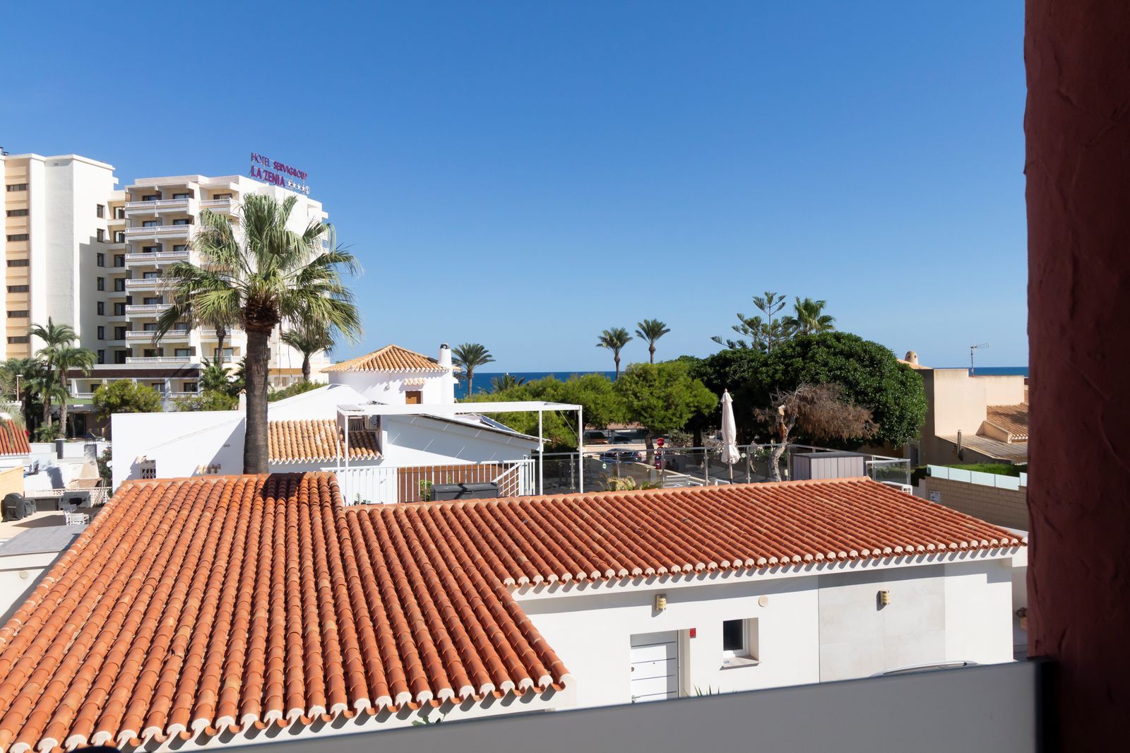 Huvila La Zenia, Alicante, Espanja 624 m2 No. 190779
