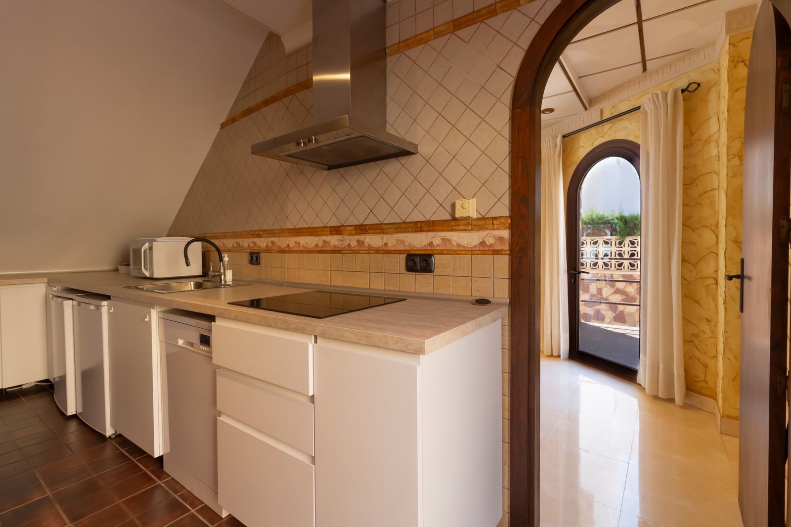 Huvila La Zenia, Alicante, Espanja 624 m2 No. 190779