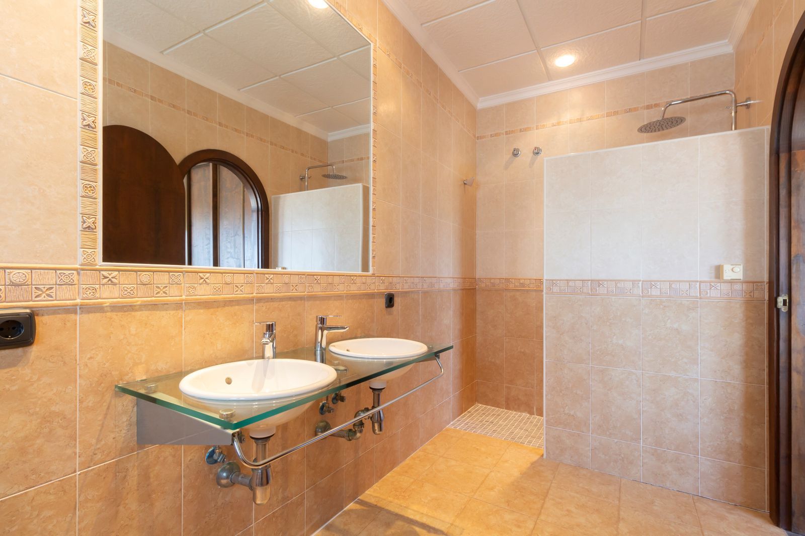 Huvila La Zenia, Alicante, Espanja 624 m2 No. 190779