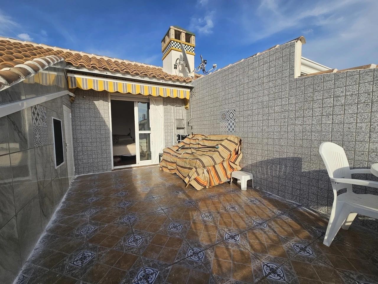 Villa à La Zenia, Alicante, Espagne 3 chambres,  No. 196348