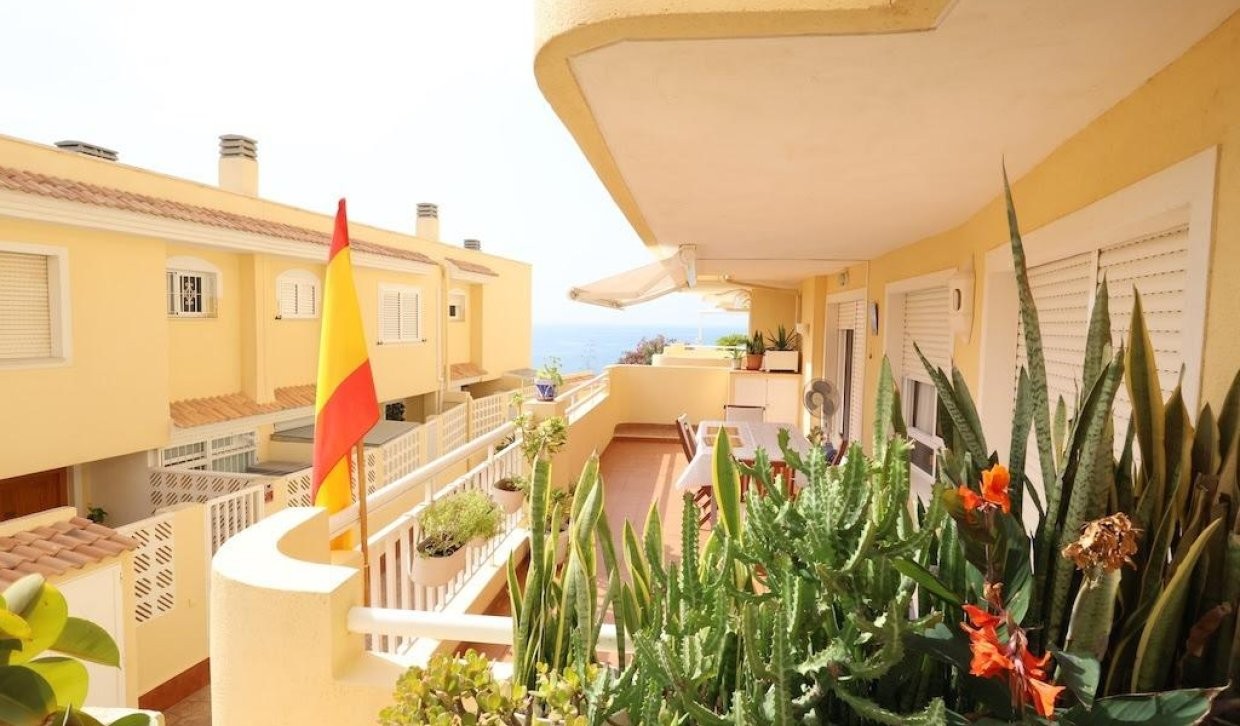 Appartamento a Dehesa De Campoamor, Alicante, Spagna 3 camere da letto, 101 mq. N° 196346