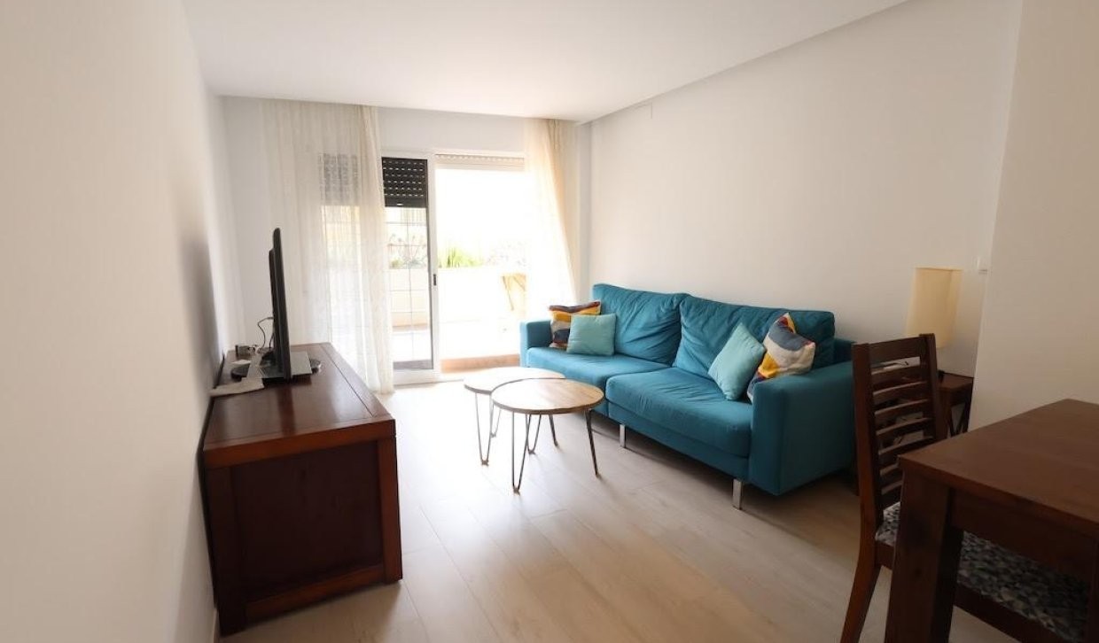 Appartamento a Dehesa De Campoamor, Alicante, Spagna 3 camere da letto, 101 mq. N° 196346