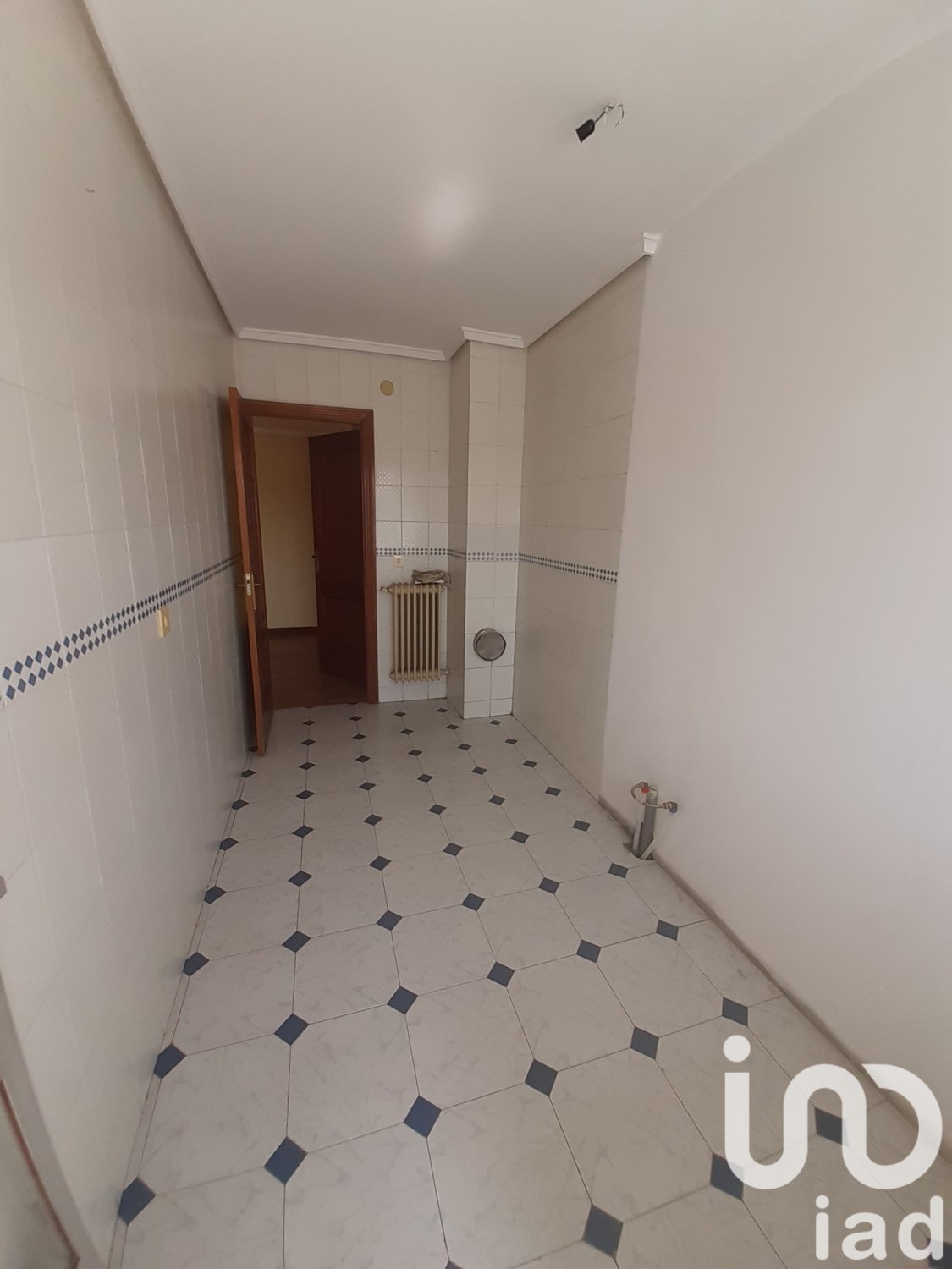 Apartamento en La Bañeza, León, España 1 dormitorio, 95 m2 No. 185880