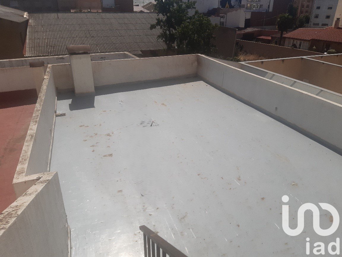Apartamento en La Bañeza, León, España 1 dormitorio, 95 m2 No. 185880