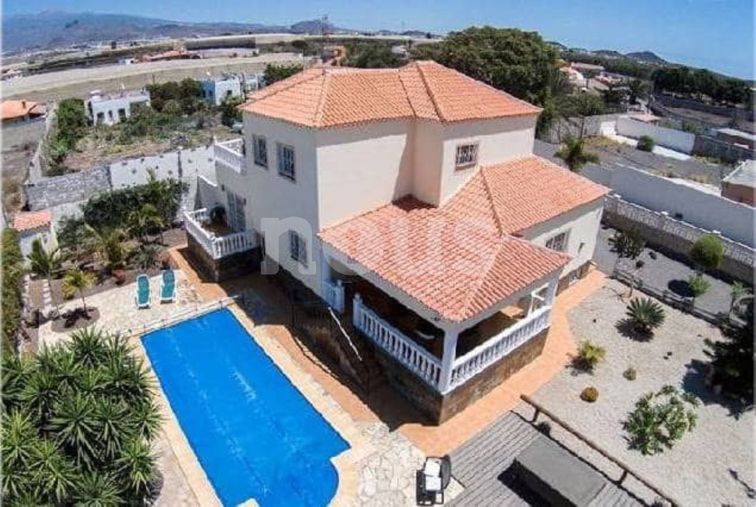 Villa à Tenerife, Espagne 6 chambres, 360 m2 No. 103042