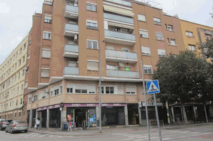 Proprietà commerciale a Ripollet, Barcelona, Spagna 1 camera da letto, 207 mq. N° 178251