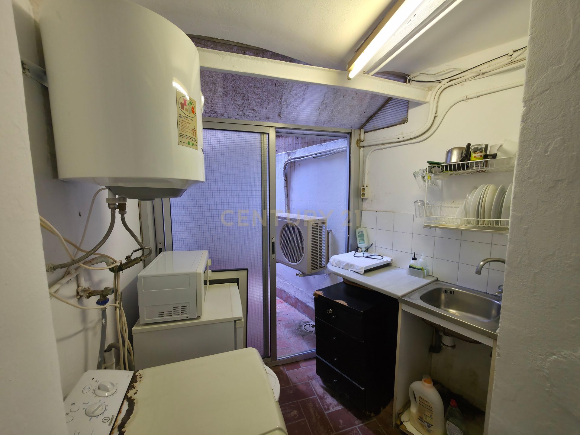 Komerciāls īpašums Barcelona, Spānijā 82 m2 Nr. 178254