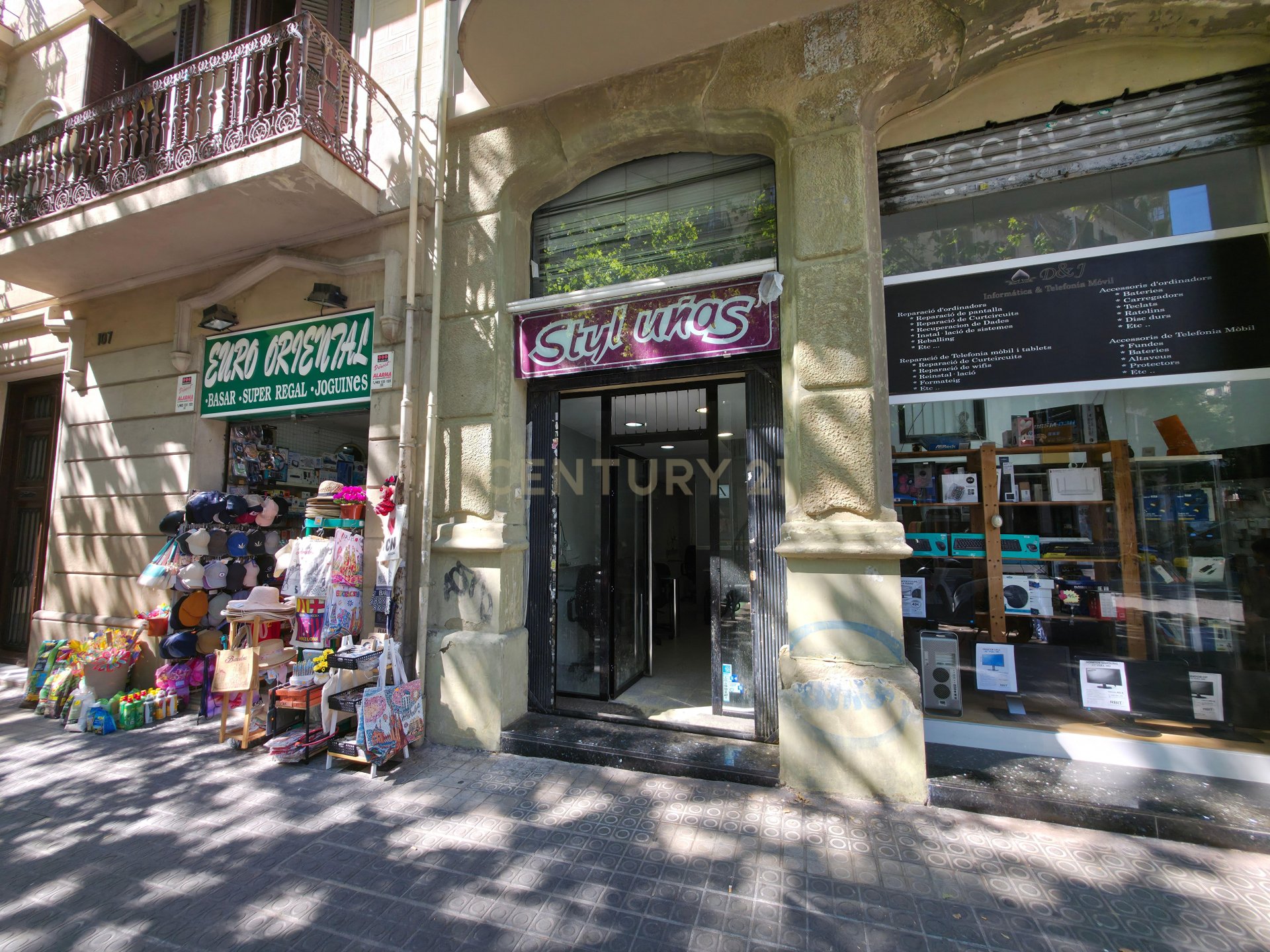 Komerciāls īpašums Barcelona, Spānijā 82 m2 Nr. 178254