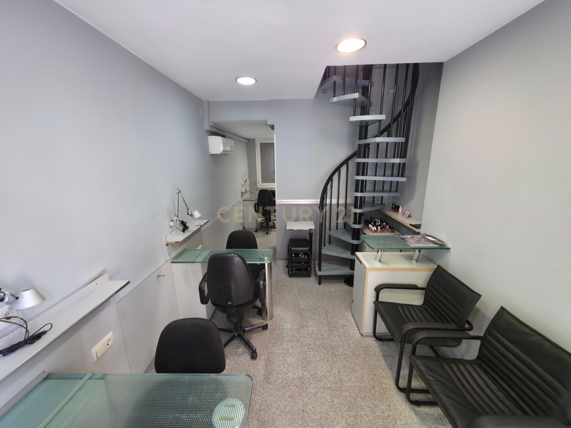 Komerciāls īpašums Barcelona, Spānijā 82 m2 Nr. 178254