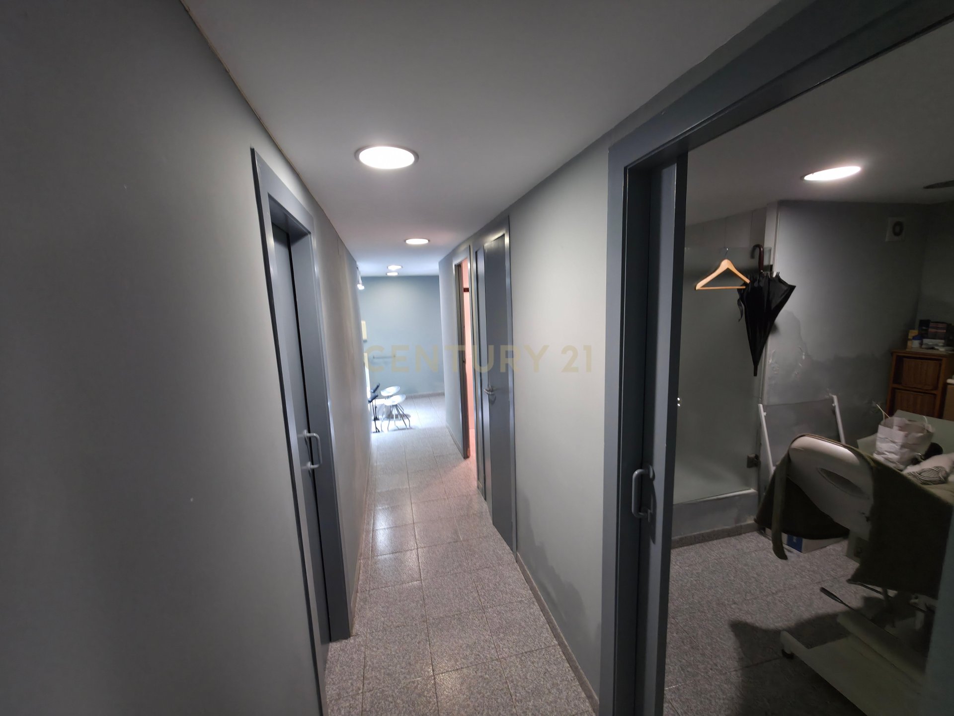 Komerciāls īpašums Barcelona, Spānijā 82 m2 Nr. 178254