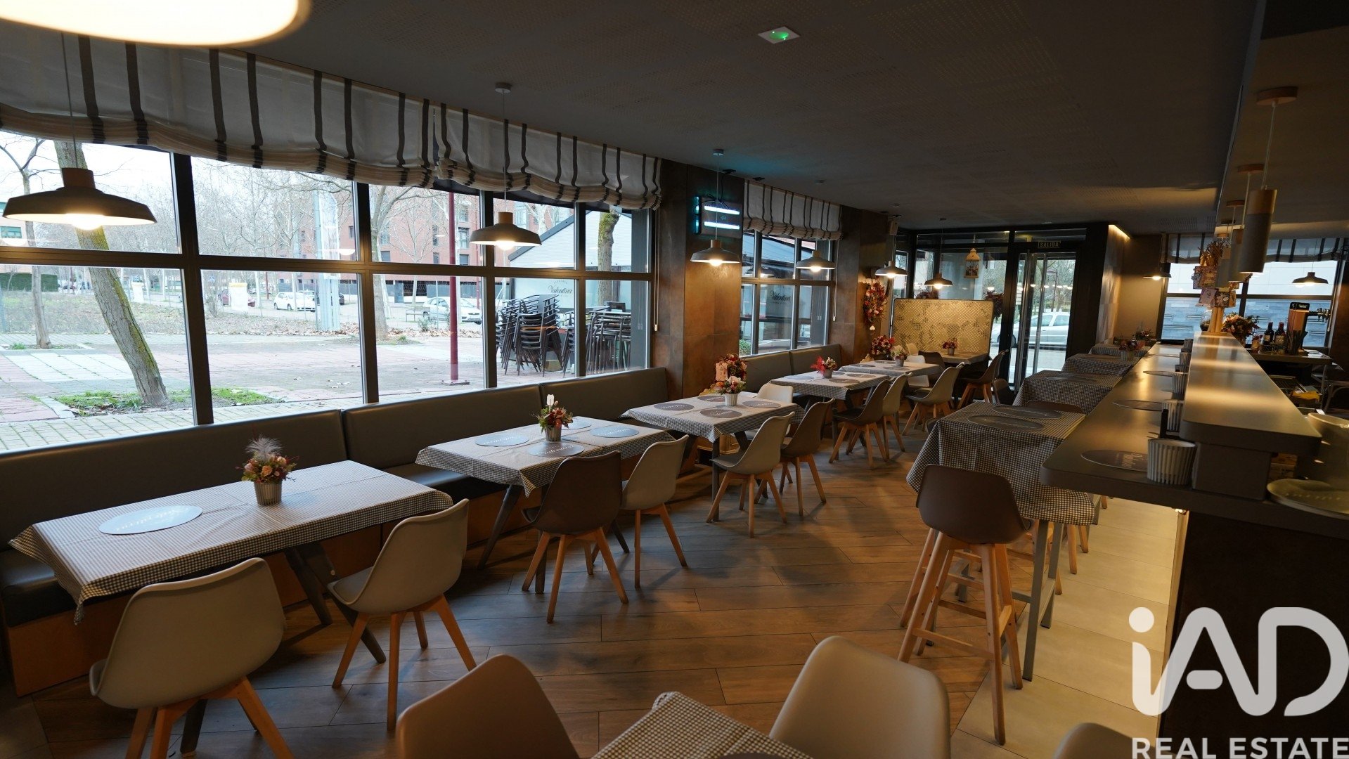 Cafe / restaurant à Valladolid, Espagne 160 m2 No. 172087