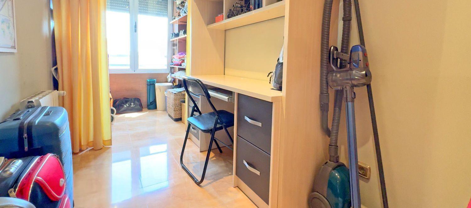 Apartament w Alicante, Hiszpania 4 sypialnie, 108 mkw. nr 181772