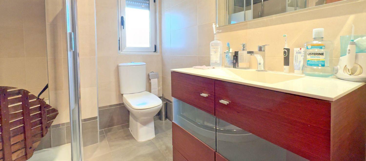Apartament w Alicante, Hiszpania 4 sypialnie, 108 mkw. nr 181772